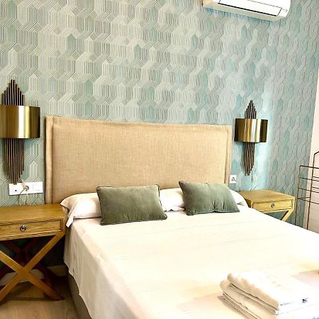 Apartamento Estudio Real Suites 格拉纳达 外观 照片